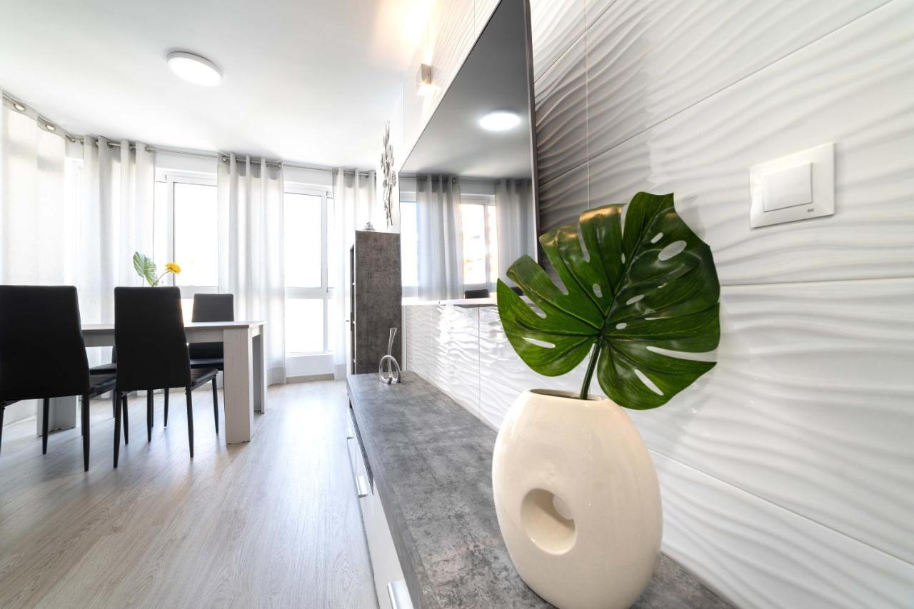 Apartamento Benalmadena Puerto Marina Lägenhet Exteriör bild