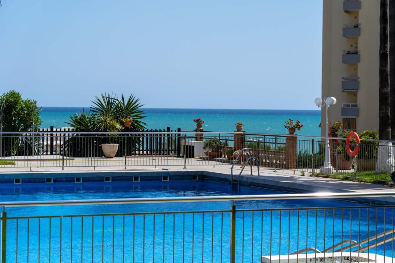 Apartamento Benalmadena Puerto Marina Lägenhet Exteriör bild
