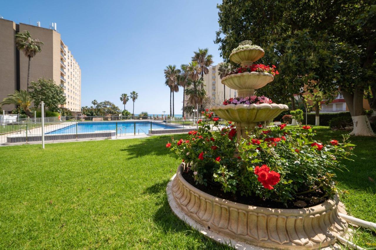 Apartamento Benalmadena Puerto Marina Lägenhet Exteriör bild