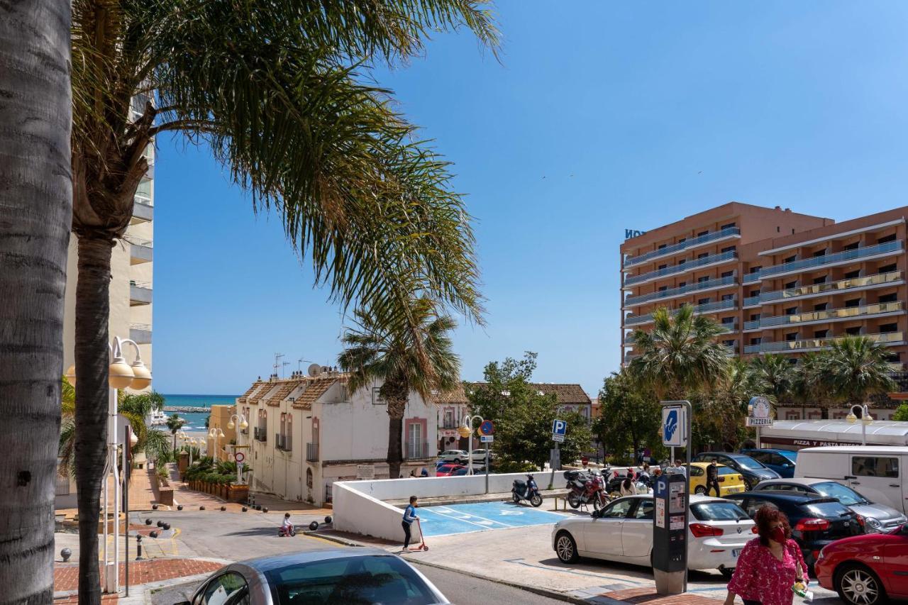Apartamento Benalmadena Puerto Marina Lägenhet Exteriör bild