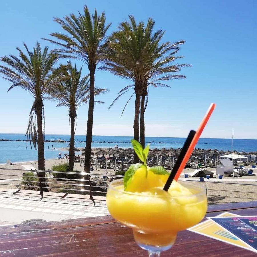 Apartamento Benalmadena Puerto Marina Lägenhet Exteriör bild