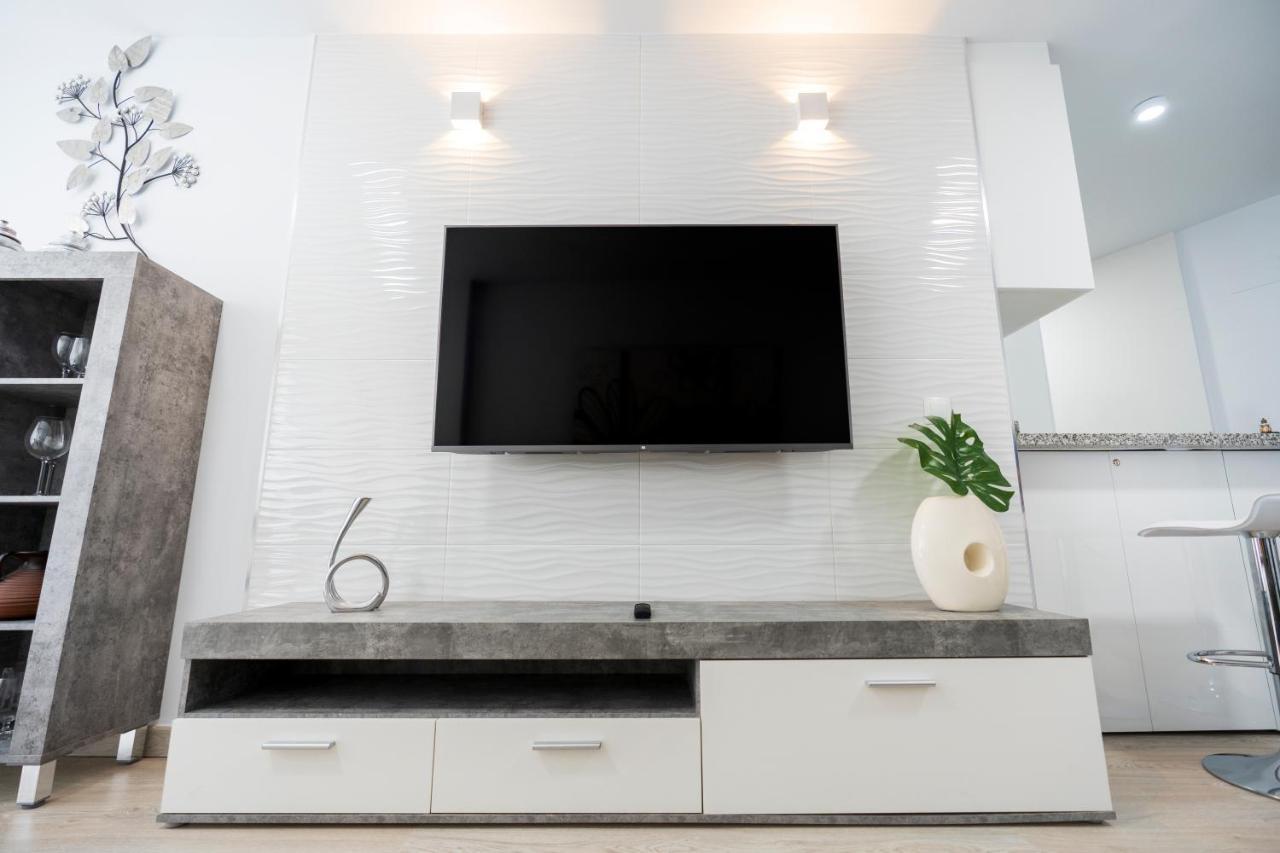 Apartamento Benalmadena Puerto Marina Lägenhet Exteriör bild