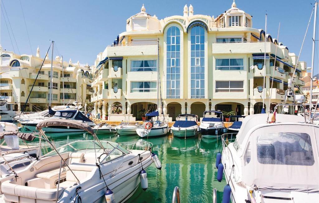 Apartamento Benalmadena Puerto Marina Lägenhet Exteriör bild